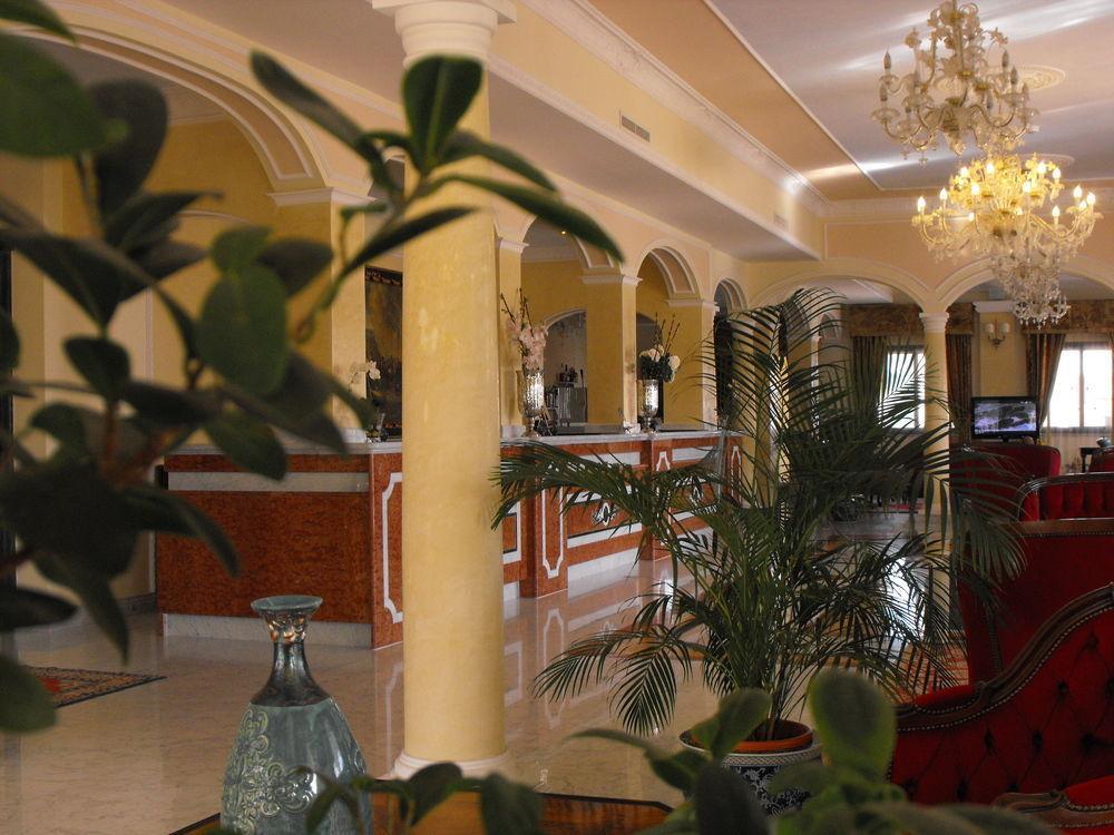 Grand Hotel President ออลเบีย ภายนอก รูปภาพ